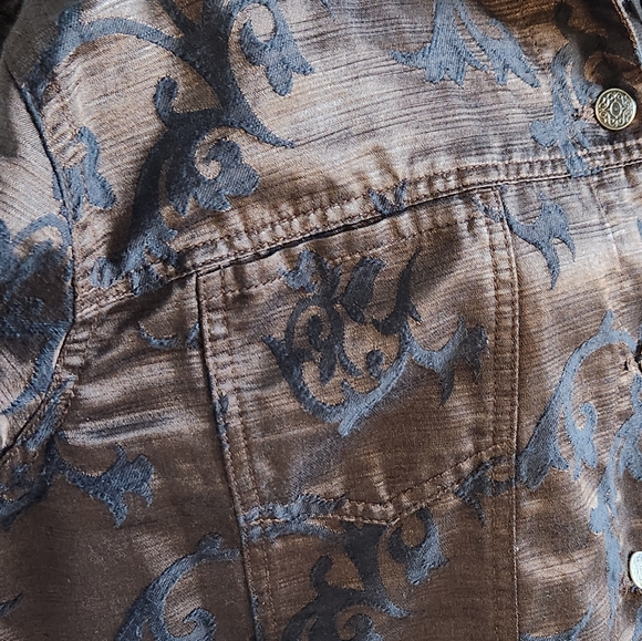 Lightweight Jacket - Picture 6 of 10